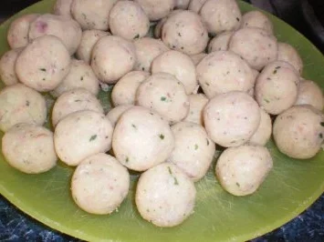 Rezept: Kartoffel-Thunfisch Bällchen Bild Nr. 2 Kartoffel-Thunfisch Bällchen - Rezept - Bild Nr. 2