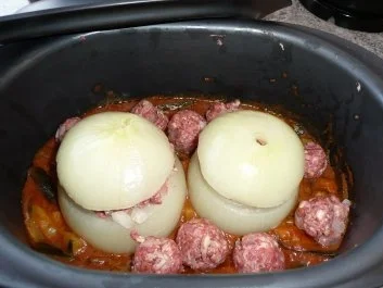 Rezept: Gemüse: Gefüllte Gemüsezwiebel im Zucchini-Tomatenbett Bild Nr. 7 Gemüse: Gefüllte Gemüsezwiebel im Zucchini-Tomatenbett - Rezept - Bild Nr. 7