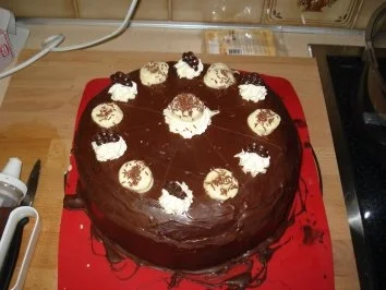 Rezept: Bananen-Schokoladen-Torte Bild Nr. 10 Bananen-Schokoladen-Torte - Rezept - Bild Nr. 10