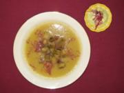 Zucchinisuppe mit Avocado-Creme und Kräutercroutons - Ubierring - Rezept