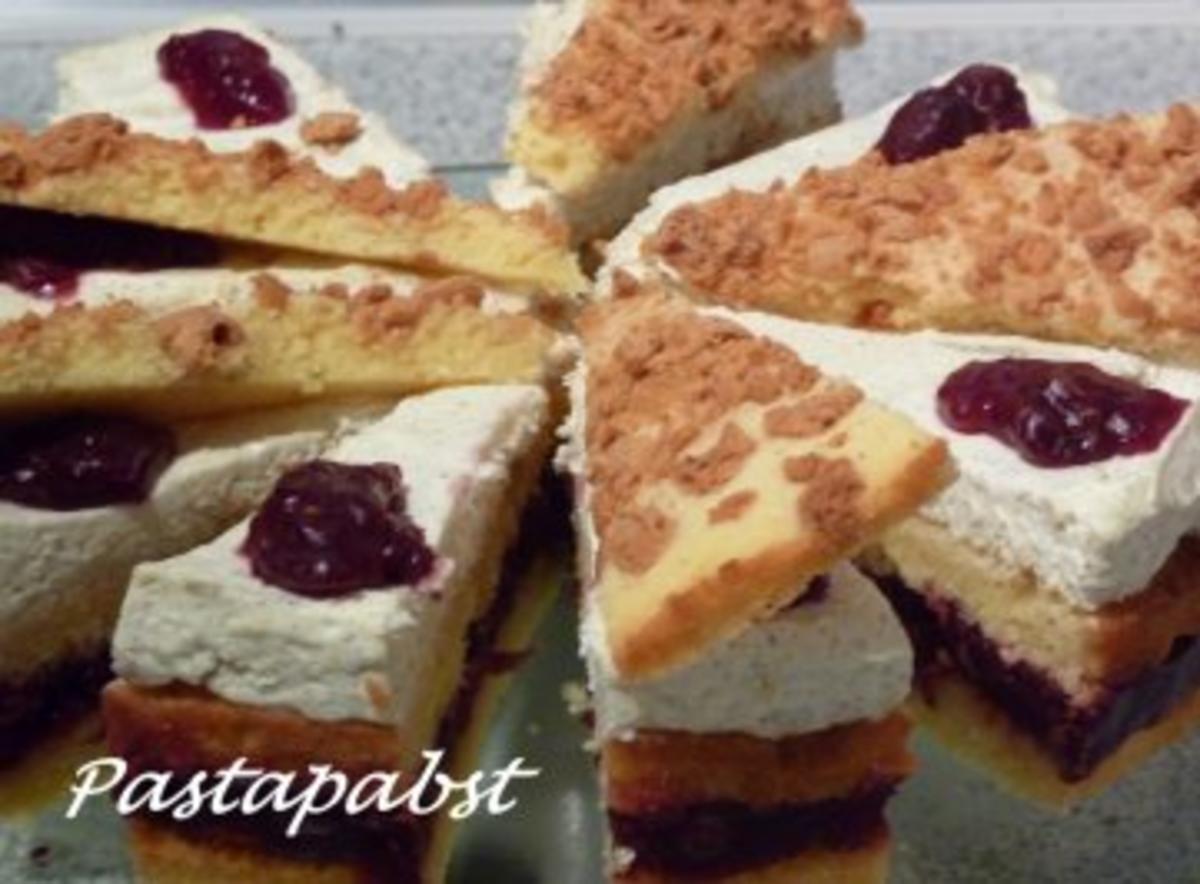Amaretti-Kirsch-Torte - Rezept