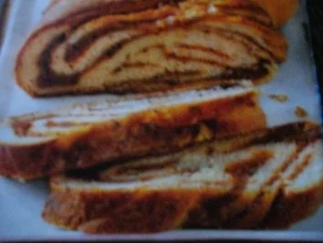 Haselnussstriezel - Rezept