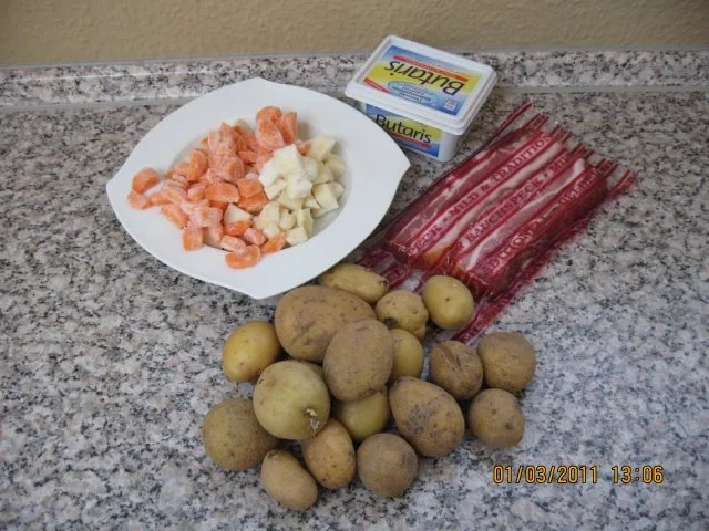 Rezept: Speck-Kartoffelsuppe Bild Nr. 2 Speck-Kartoffelsuppe - Rezept - Bild Nr. 2