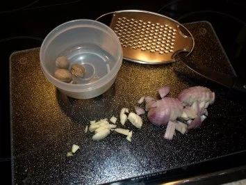 Rezept: Dorsch im Spinatbett mit Kartoffeldecke Bild Nr. 3 Dorsch im Spinatbett mit Kartoffeldecke - Rezept - Bild Nr. 3