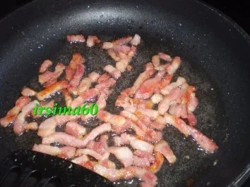 Nudelomelette mit Bacon und Frühlingszwiebeln - Rezept - Bild Nr. 2