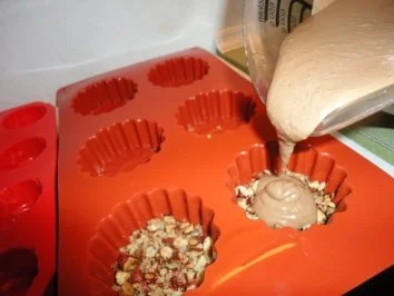Rezept: Haselnuß Eis mit Knusper Nüßchen Bild Nr. 7 Haselnuß Eis mit Knusper Nüßchen - Rezept - Bild Nr. 7