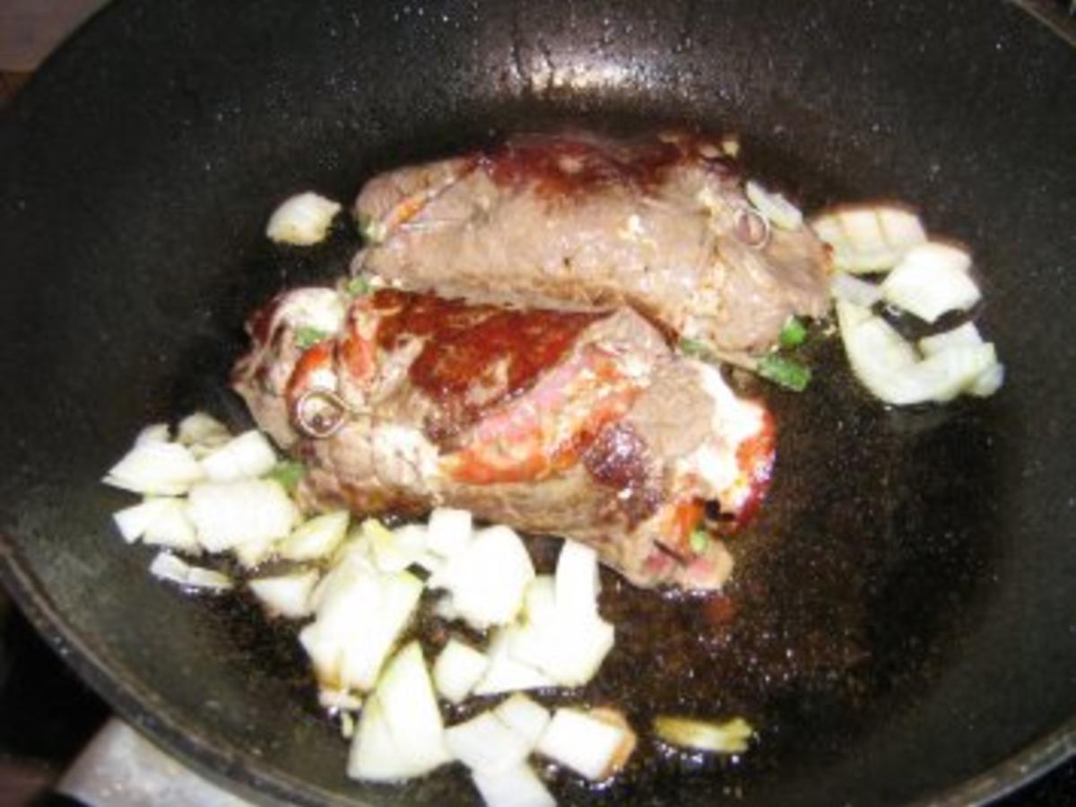 Rouladen mit Kräuterfrischkäse und Chorizo gefüllt und Prinzessbohnen ...