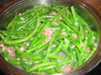 Rezept: Rouladen mit Kräuterfrischkäse und Chorizo gefüllt und Prinzessbohnen Bild Nr. 7 Rouladen mit Kräuterfrischkäse und Chorizo gefüllt und Prinzessbohnen - Rezept - Bild Nr. 7