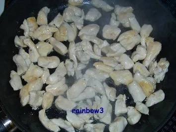 Kochen: Hähnchengeschnetzeltes mit Nudeln in Käsesauce - Rezept - Bild Nr. 3