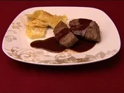 Bandnudeln mit Rinderfilet an Schoko-Soße (Jessica Wahls) - Rezept