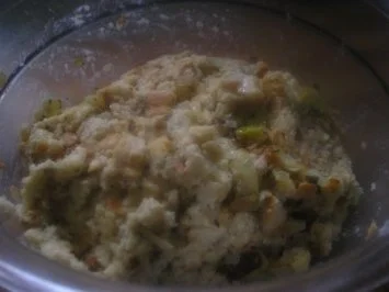 Rezept: Semmelknödel Bild Nr. 3 Semmelknödel - Rezept - Bild Nr. 3