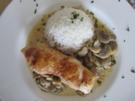 Hühner-Cordon-Bleu-Rouladen mit Champignonsauce - Rezept