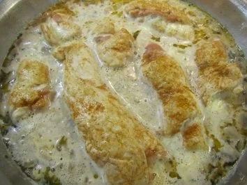 Rezept: Hühner-Cordon-Bleu-Rouladen mit Champignonsauce Bild Nr. 4 Hühner-Cordon-Bleu-Rouladen mit Champignonsauce - Rezept - Bild Nr. 4