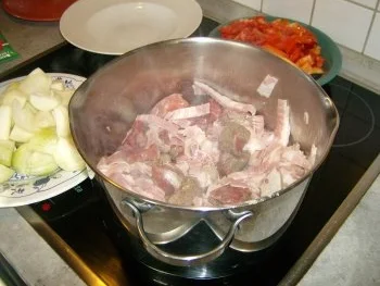 Gulasch mit Speck - Rezept - Bild Nr. 4