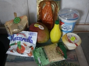 Mango-Lachs-Salat mit Mozzarella - Rezept - Bild Nr. 2