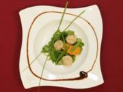 Rotes Kartoffelpüree auf Salat mit Jakobsmuscheln (Michael Meziani) - Rezept - Bild Nr. 9