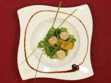 Rotes Kartoffelpüree auf Salat mit Jakobsmuscheln (Michael Meziani) - Rezept - Bild Nr. 9