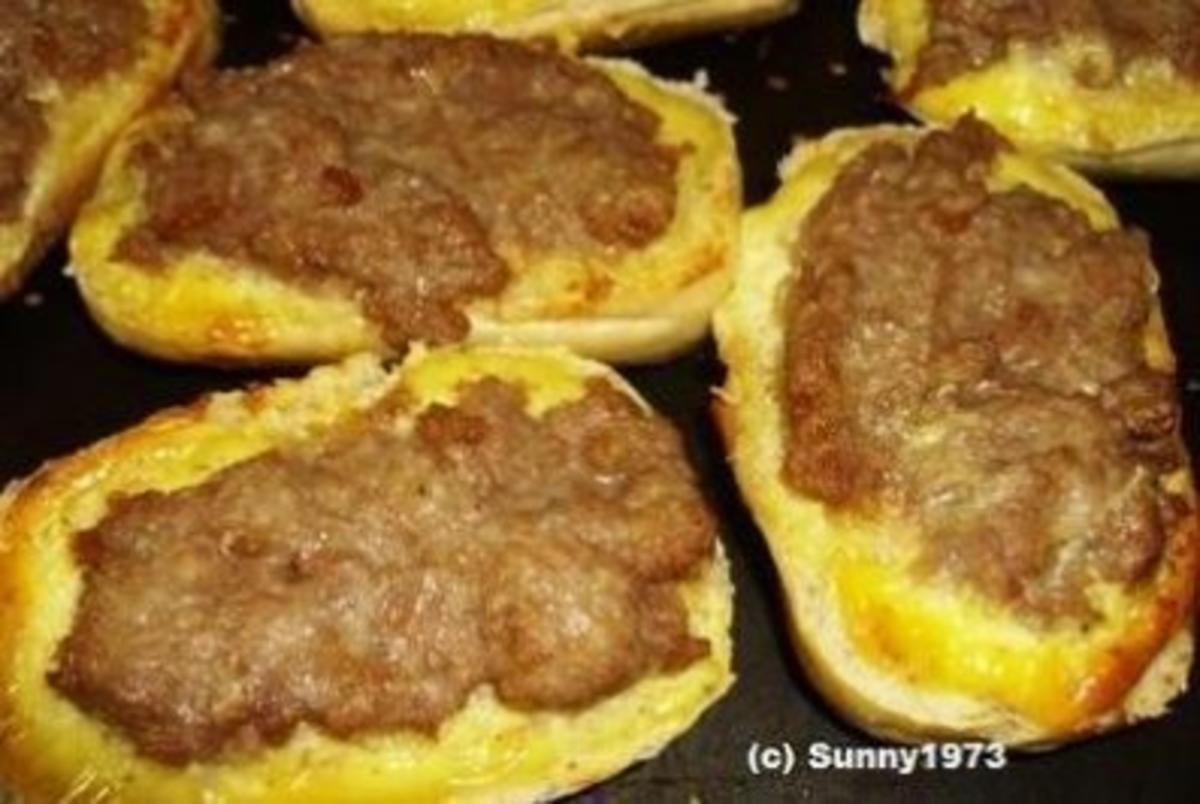 Bilder für Gebackene Mettbrötchen - Rezept