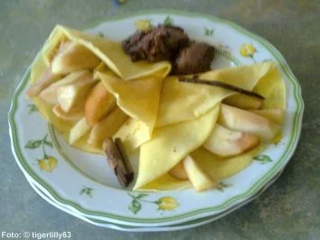 Rezept: Pfannkuchen mit Gewürzbirnen Bild Nr. 2 Pfannkuchen mit Gewürzbirnen - Rezept - Bild Nr. 2