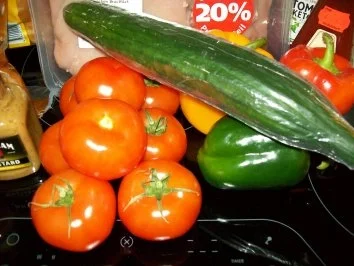 Nuggets mit Pommes und frischem Salat - Rezept - Bild Nr. 3