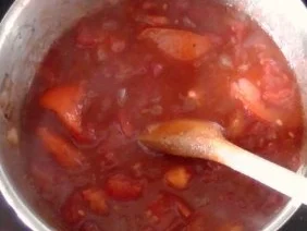 Rezept: Spaghetti mit Tomaten-Thunfisch-Soße Bild Nr. 4 Spaghetti mit Tomaten-Thunfisch-Soße - Rezept - Bild Nr. 4