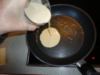 Pikantes Palatschinken Schmankerl - Rezept - Bild Nr. 2