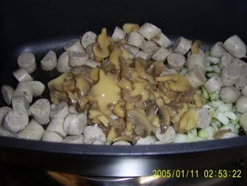 Rezept: Bratwurstgulasch Bild Nr. 3 Bratwurstgulasch - Rezept - Bild Nr. 3