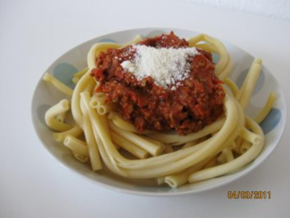 Makkaroni Bolognese - Rezept mit Bild - kochbar.de