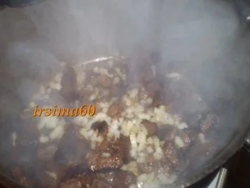 Burgunder Gulasch mit Perlzwiebeln - Rezept - Bild Nr. 4