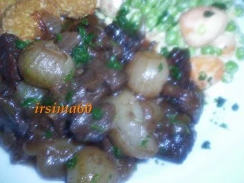 Burgunder Gulasch mit Perlzwiebeln - Rezept - Bild Nr. 9