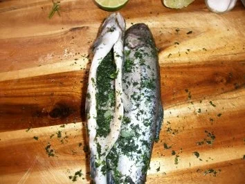 Regenbogenforelle gebraten mit Kartoffeln und Möhrengemüse - Rezept - Bild Nr. 5