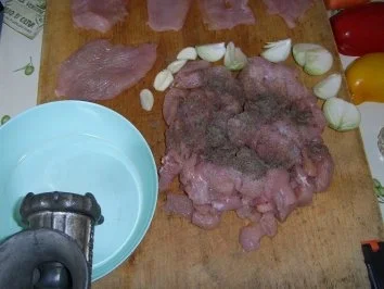 Thüringer Wirsingroulade mit Puten-Paprikafüllung - Rezept - Bild Nr. 5