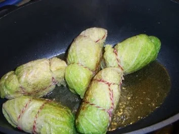 Thüringer Wirsingroulade mit Puten-Paprikafüllung - Rezept - Bild Nr. 12