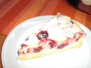 Beeren - Quark - Kuchen mit Streuseln - Rezept - Bild Nr. 2