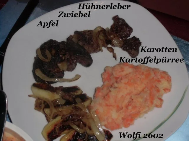 Huhn : Hühnerleber mit Apfel, Zwiebel und Karottenpüre - Rezept - Bild Nr. 5