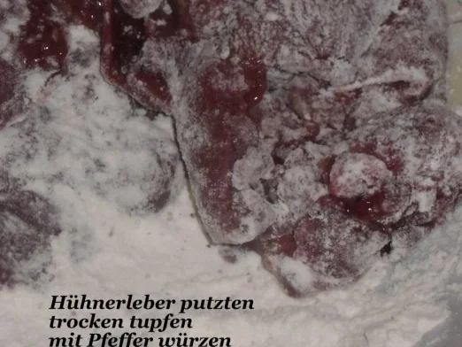 Huhn : Hühnerleber mit Apfel, Zwiebel und Karottenpüre - Rezept - Bild Nr. 6
