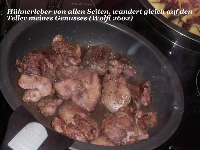 Huhn : Hühnerleber mit Apfel, Zwiebel und Karottenpüre - Rezept - Bild Nr. 9