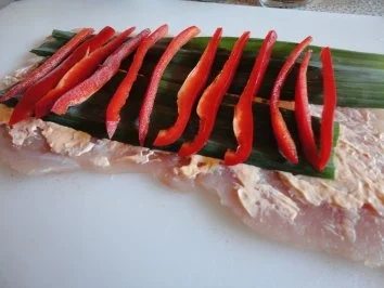 Putenröllchen mit Paprika Sauce und Spaghetti Nest - Rezept - Bild Nr. 5