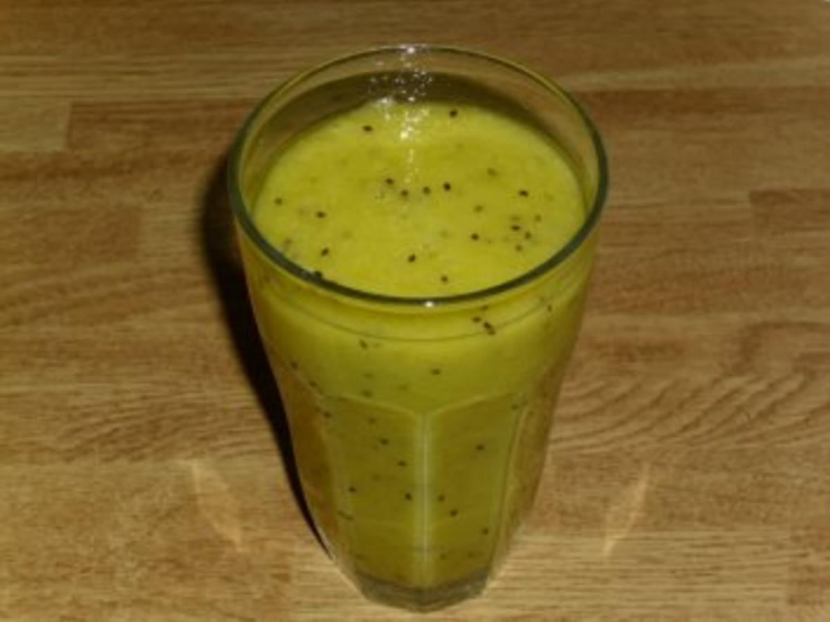 Apfel-Kiwi-Smoothie - Rezept mit Bild - kochbar.de