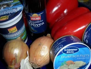 Rezept: Penne Riagte mit sahniger Paprika-Thunfisch-Sauce; hot Bild Nr. 3 Penne Riagte mit sahniger Paprika-Thunfisch-Sauce; hot - Rezept - Bild Nr. 3