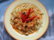 Penne Riagte mit sahniger Paprika-Thunfisch-Sauce; hot - Rezept