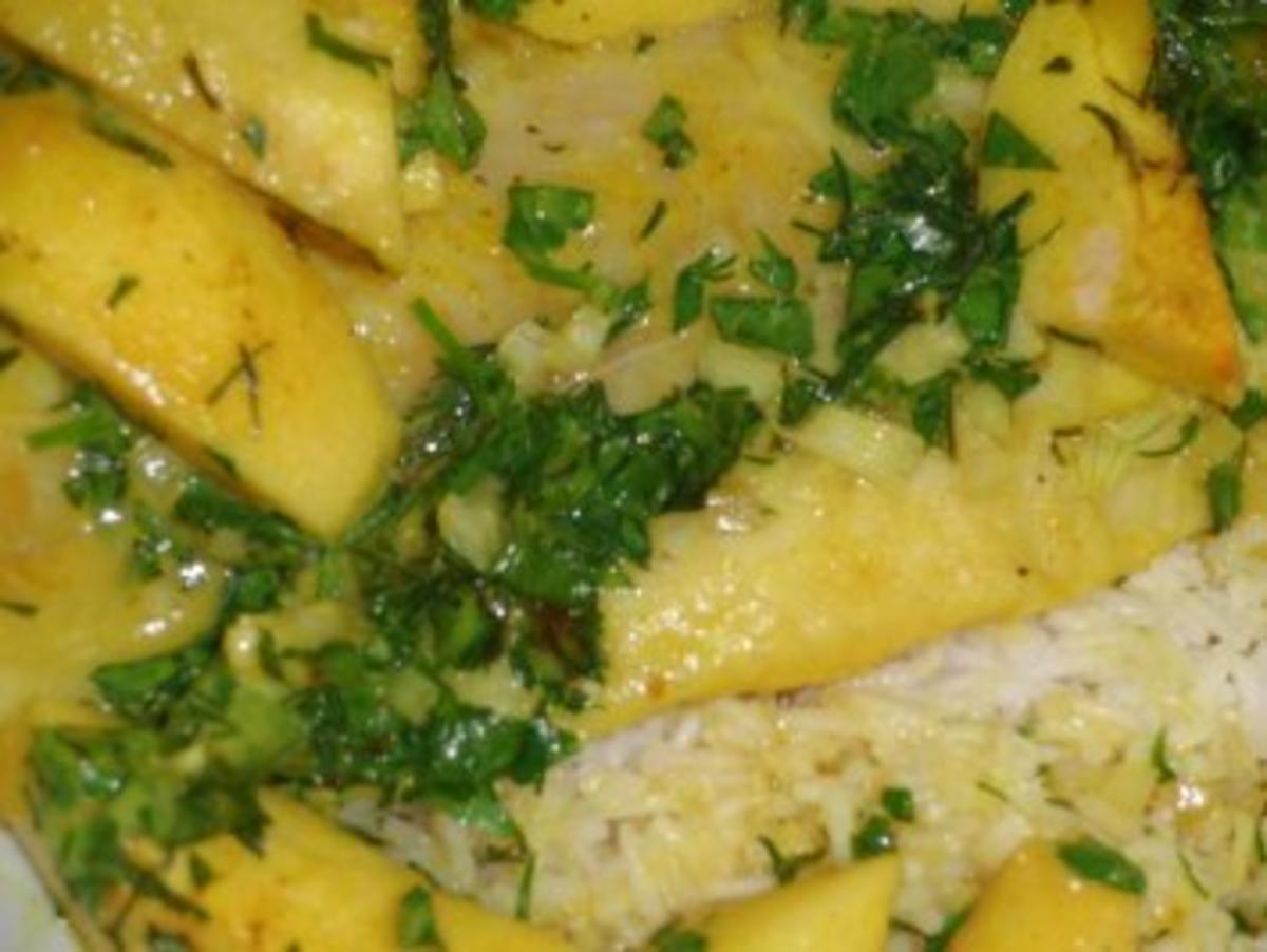 Fisch : Pangasius in Currysoße und Apfel mit viel Kräuter, serviert mit Basmati-Kokos-Reis - Rezept - Bild Nr. 8