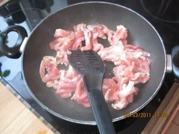 Rezept: Auflauf mit Schweinegeschnetzeltem,Kartoffeln,Oliven und Paprika Bild Nr. 5 Auflauf mit Schweinegeschnetzeltem,Kartoffeln,Oliven und Paprika - Rezept - Bild Nr. 5