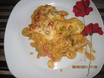 Rezept: Auflauf mit Schweinegeschnetzeltem,Kartoffeln,Oliven und Paprika Auflauf mit Schweinegeschnetzeltem,Kartoffeln,Oliven und Paprika - Rezept