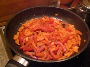 Rezept: Schnitzel mit Paprika und Möhrengemüse dazu Kartoffelsalat Bild Nr. 3 Schnitzel mit Paprika und Möhrengemüse dazu Kartoffelsalat - Rezept - Bild Nr. 3