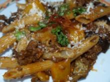 Penne mit Gemüse-Hack-Bolognese - Rezept