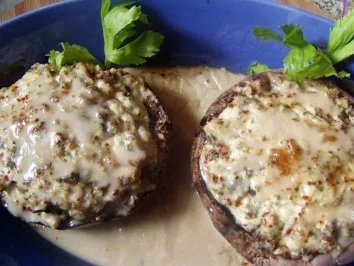 -Hauptmahlzeit- gefüllter Champignon - Rezept