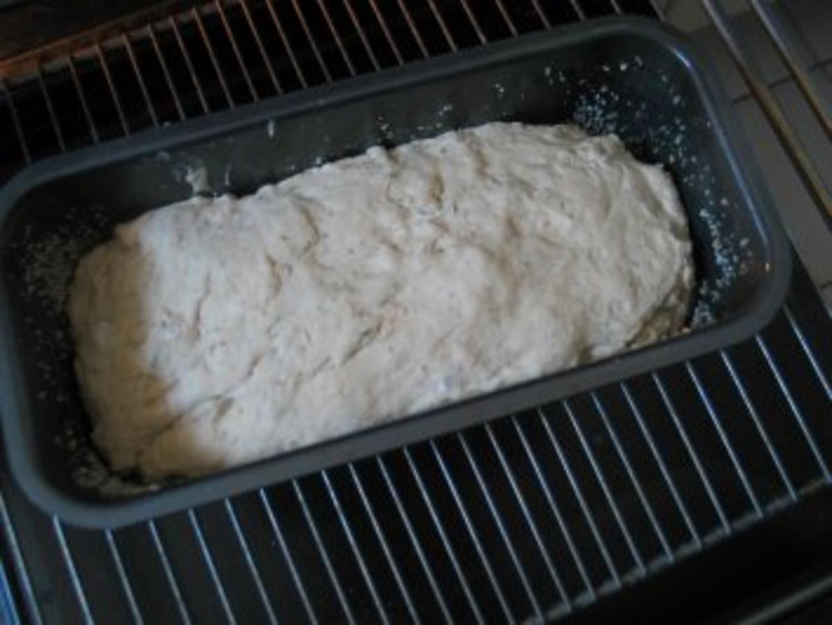 Brot + Brötchen:  Toskanisches Kräuterbrot "Toscaninchen" - Rezept - Bild Nr. 4
