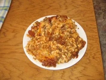 Rezept: Nudelauflauf mit Hackfleisch Bild Nr. 2 Nudelauflauf mit Hackfleisch - Rezept - Bild Nr. 2