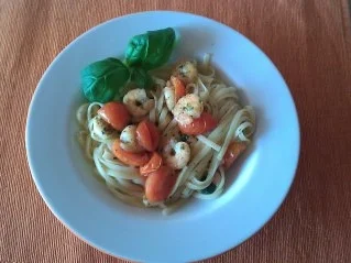 Rezept: Bandnudeln mit Garnelen Bandnudeln mit Garnelen - Rezept